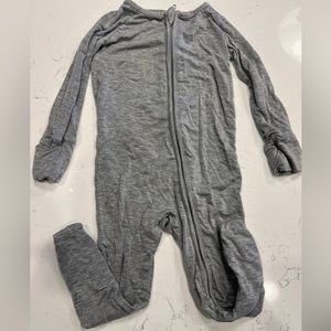 Little sleepies zippies pajamas no holes or stains